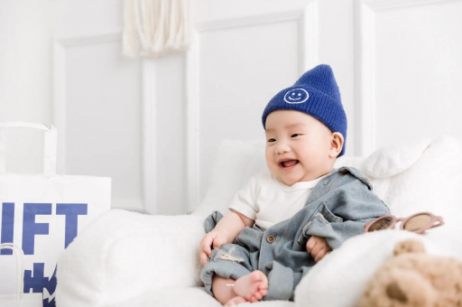 晋江宝宝多久开始攒肚